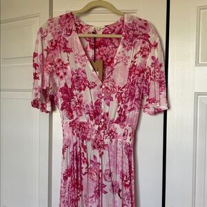 Chic Pink Floral Maxi Dress